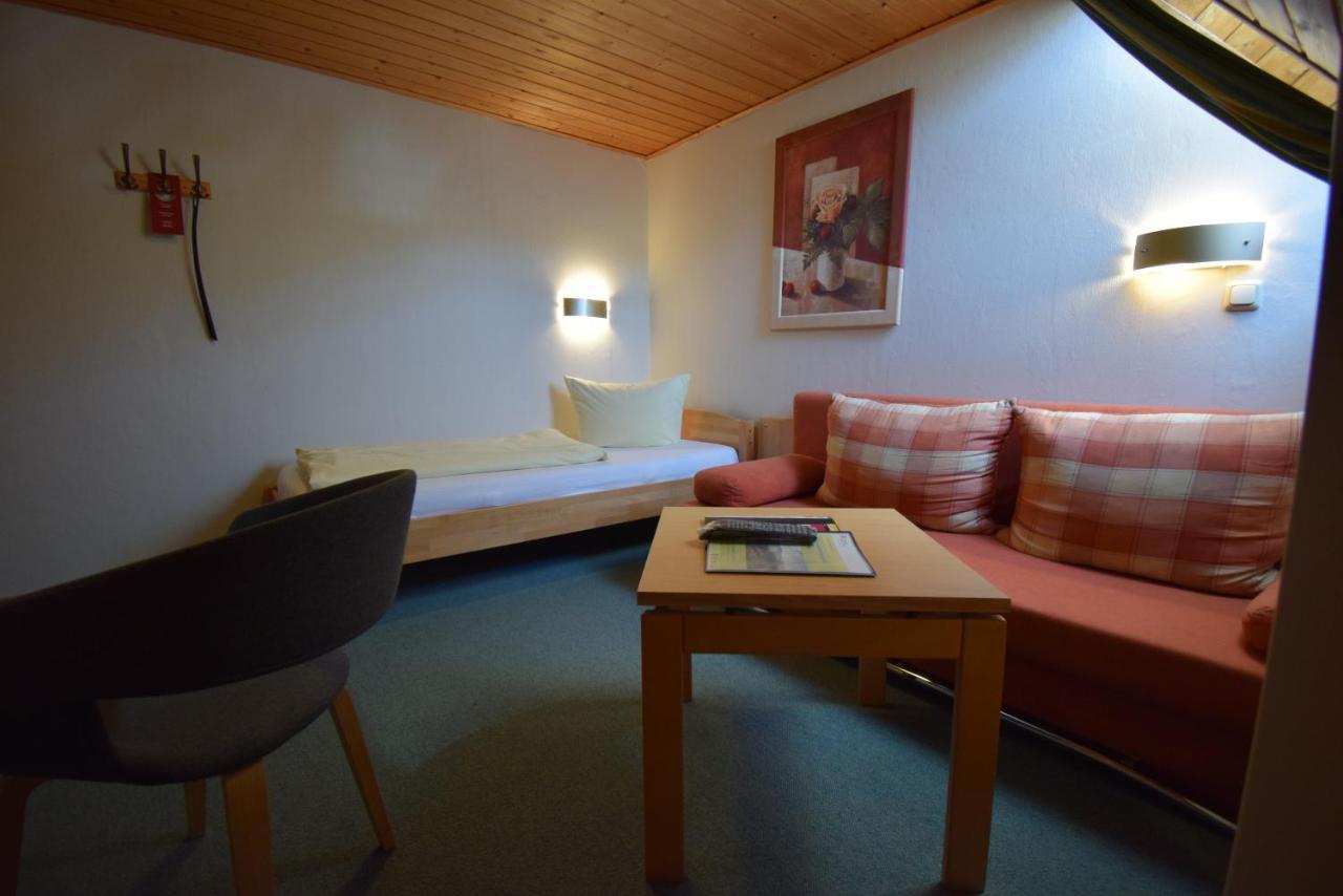 Gasthof Roseneck Wallenfels Extérieur photo